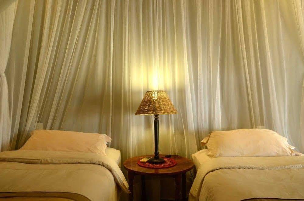 Tingala Lodge - Bed In The Bush Phalaborwa Exterior photo